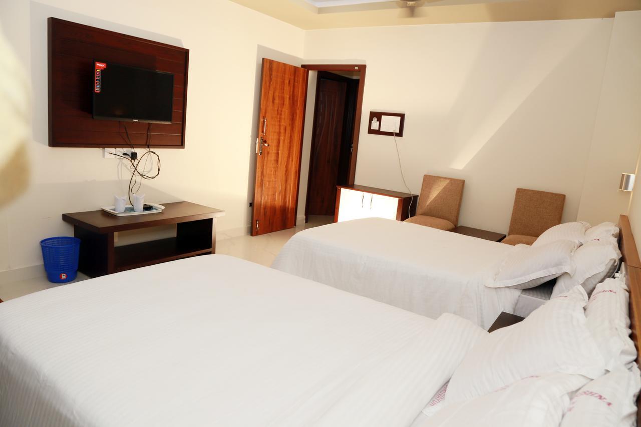 Anandkrishna Residency Hotel Guruvāyūr Exterior foto