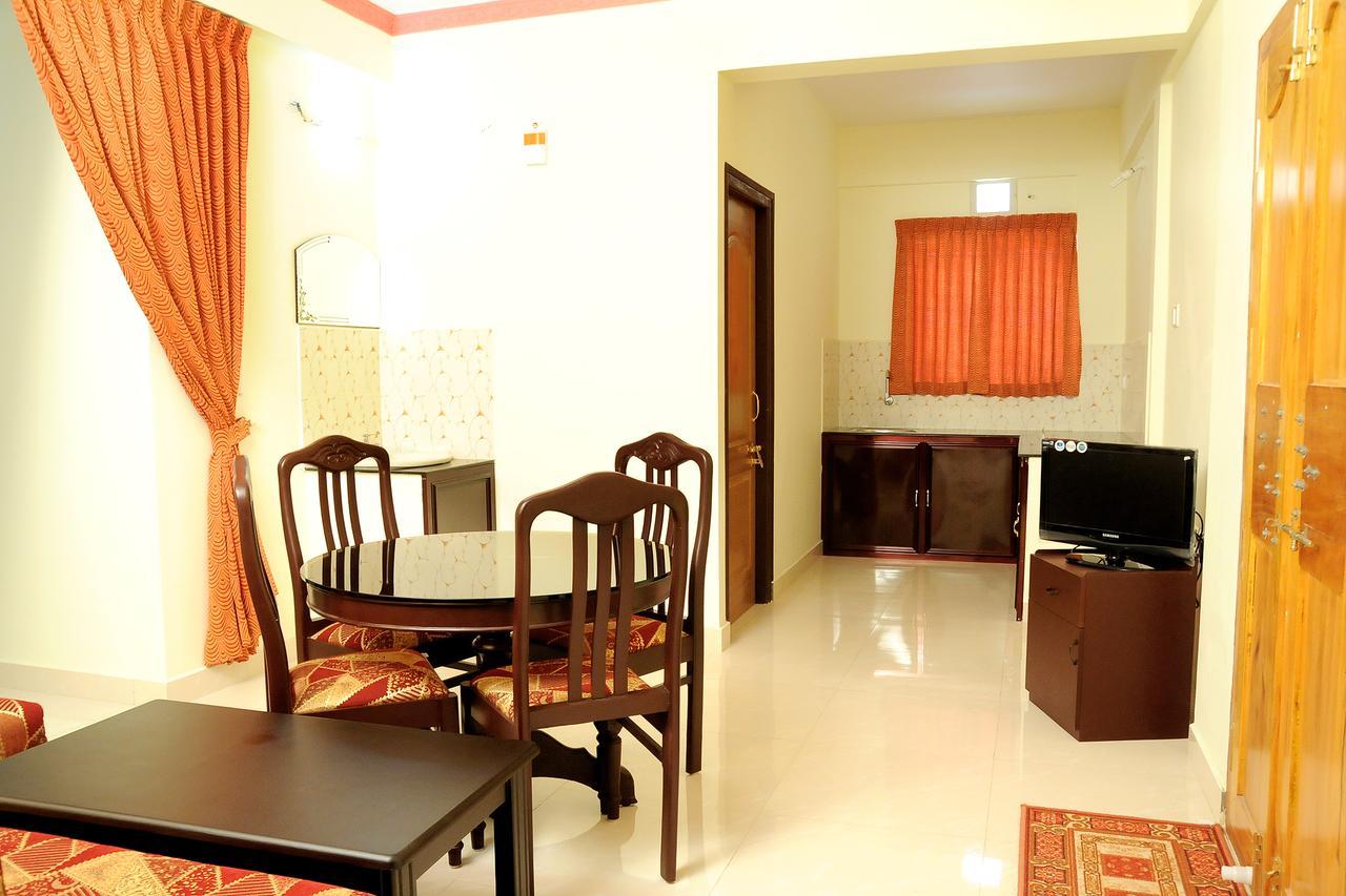 Anandkrishna Residency Hotel Guruvāyūr Exterior foto