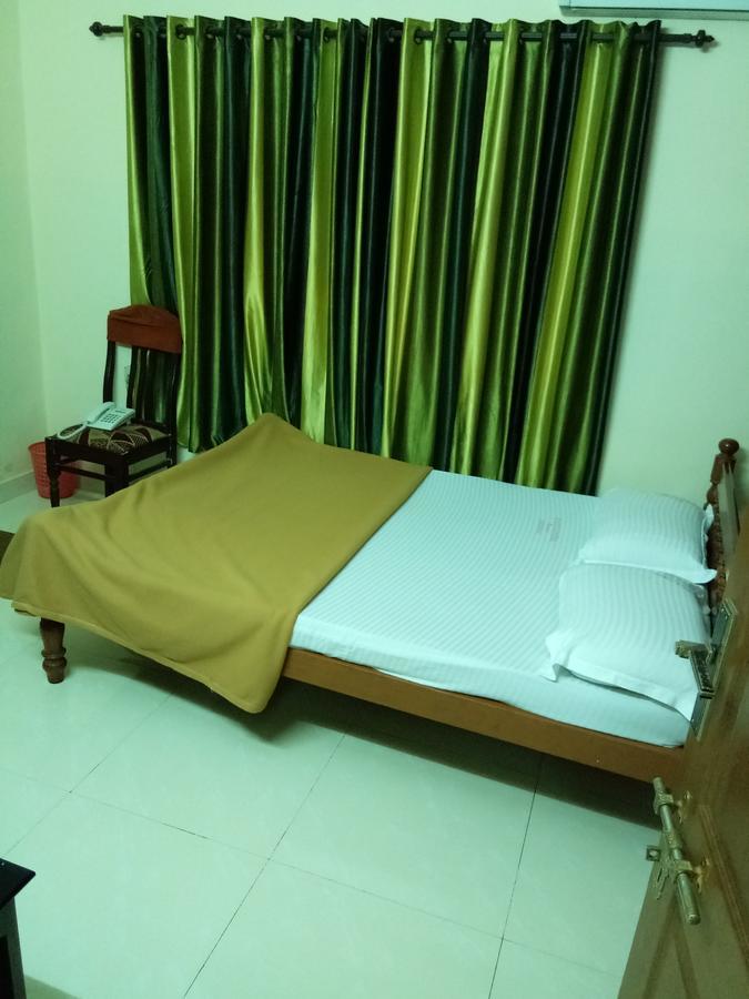 Anandkrishna Residency Hotel Guruvāyūr Exterior foto